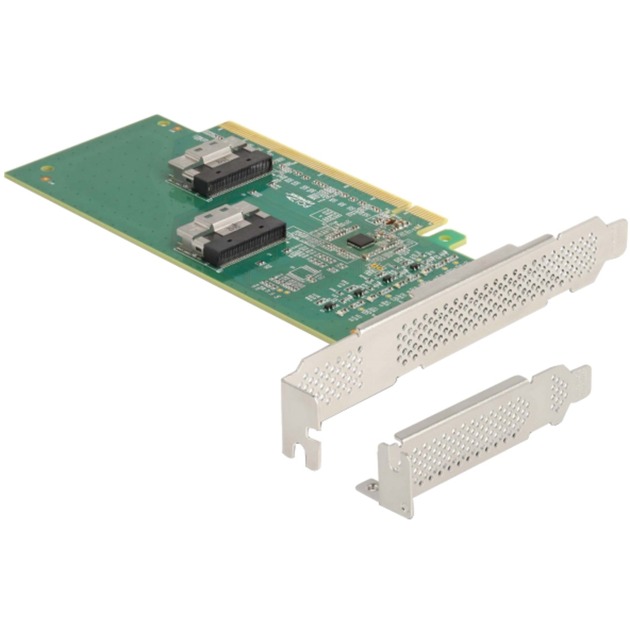 Delock PCI Express 4.0 x16 Karte zu 4 x SFF-8639 NVMe